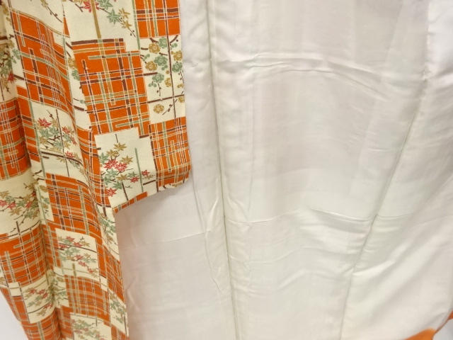  変わり格子に紅葉・梅模様　小紋着物